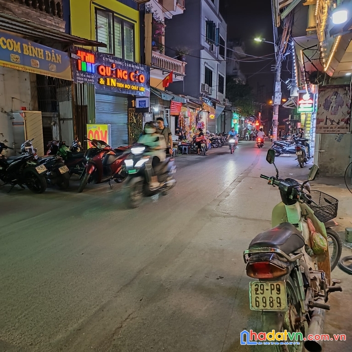 Hiếm !!! xem ngay nhà ở phú đô nam từ liêm 5 tầng, 6 ngủ, ngõ thông thoáng, dân tự xây chỉ 3.9 tỷ