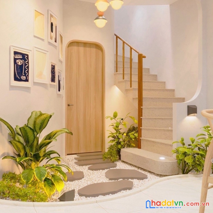 Bán gấp siêu phẩm bạch mai, 45m2, 4t, full nội thất, mới koong, nhỉnh 5 tỷ.