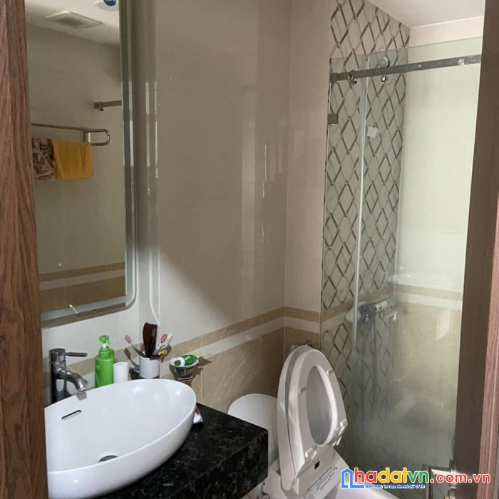 Bán nhà ngõ 16 phố hoàng cầu, ô tô, dt35m2 x 5 tầng chỉ 6,5 tỷ. 0338080356