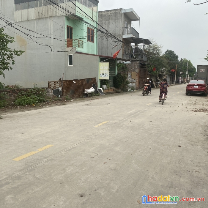 Cần bán mảnh đất 95.6m bắc hạ - quang tiến, đường oto vào đất, sát khu tđc bắc hạ