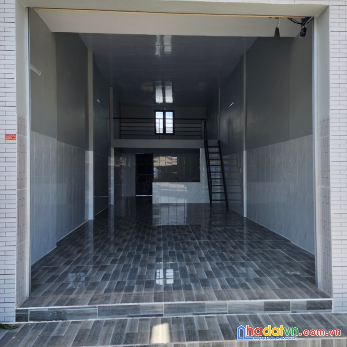 Chính chủ cần bán 02 kiot mặt tiền hùng vương, ấp 4 long thọ