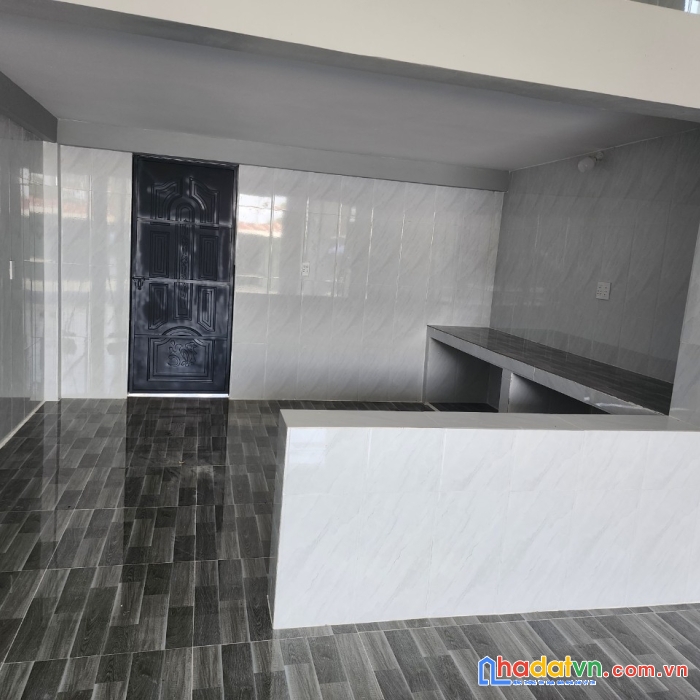 Chính chủ cần bán 02 kiot mặt tiền hùng vương, ấp 4 long thọ