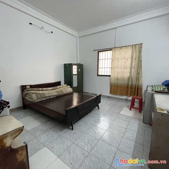Cần tiền bán gấp nhà mt hồng bàng, p14, quận 5 - với 22 tỷ.