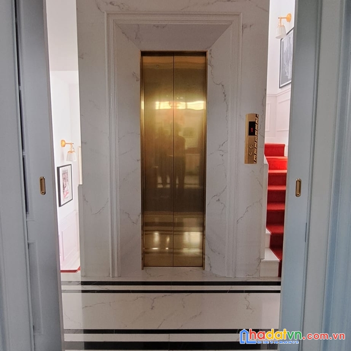 Bán siêu biệt thự 100 tỷ cục hiếm, mặt tiền đường lớn trung tâm quận 7