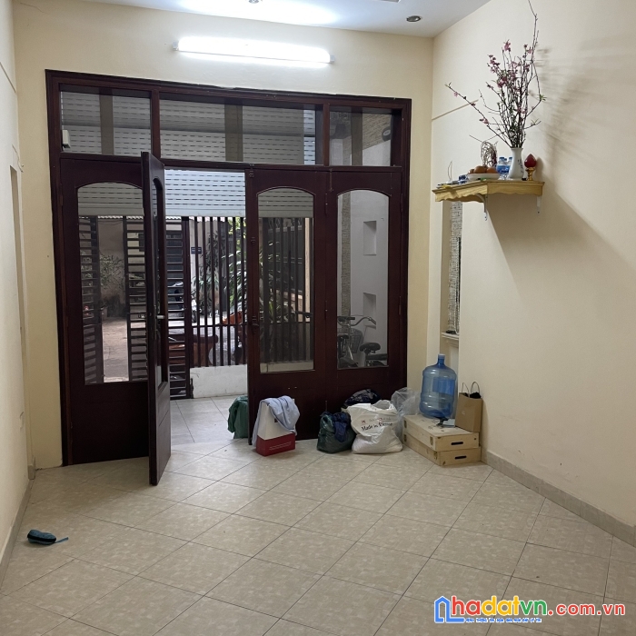 Chính chủ cho thuê nhà 3 tầng- mặt bằng kinh doanh tại 19 ngõ 169 tây sơn, đống đa