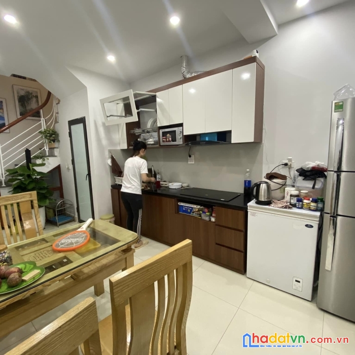 Bán nhà định công 38m2x5t,thoáng,đẹp,gần oto,giá 3,48 tỷ