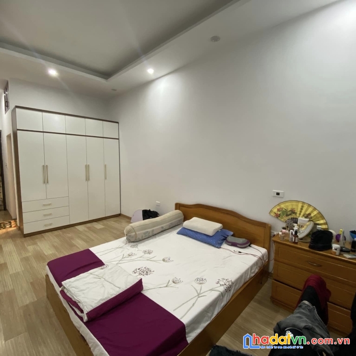 Bán nhà định công 38m2x5t,thoáng,đẹp,gần oto,giá 3,48 tỷ