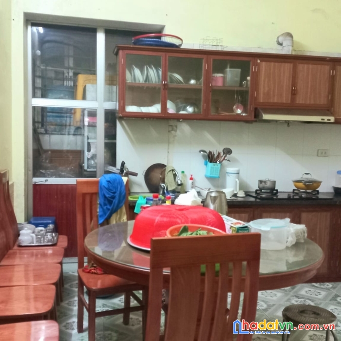 Bán đất tặng nhà nguyễn ngọc vũ cầu giấy 76m mặt tiền 5.5m gần phố xây ccmm quá đẹp nhỉnh 7 tỷ lh