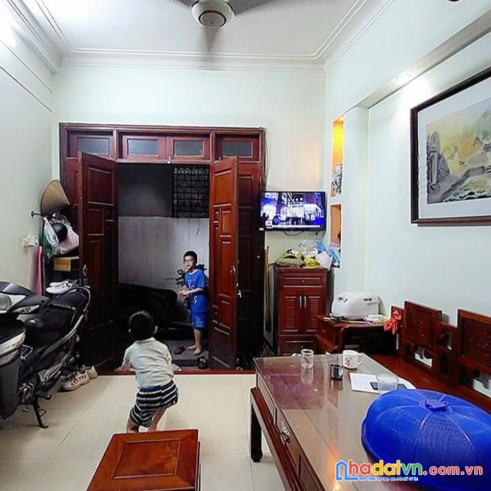 Tài chính 2.5 tỷ có nhà 5 tầng mt:3.4m quận hai bà trưng - gần phố cổ - dt:25m2 - đầy đủ công năng