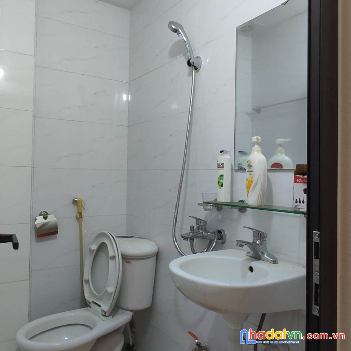 Bán nhà riêng quận thanh xuân, 28m, 4 tầng vài bước chân ra mặt phố ô tô tránh nhỉnh 3 tỷ