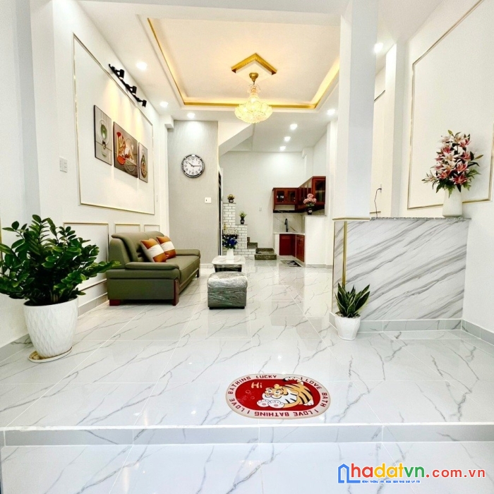 Nhà bán căn góc 3 tầng mới, đẹp hẻm thông 667 hưng phú p9q8