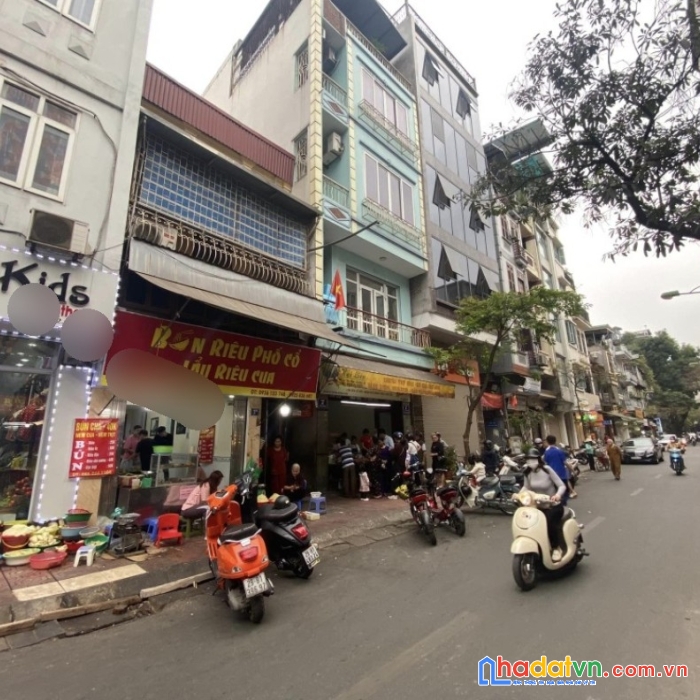 Bán nhà mặt phố quận thanh xuân chỉ hơn 200tr/m2 đẹp ở ngay, sđcc, ko quy hoạch