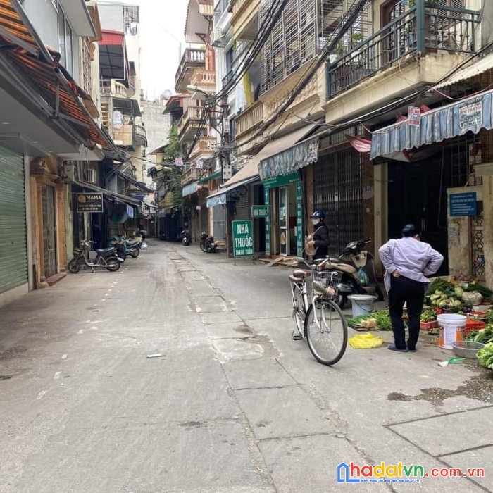 Cho thuê nhà cấp bốn - mặt phố kinh doanh - ô tô vào nhà - cầu am vạn phúc - giá 4tr