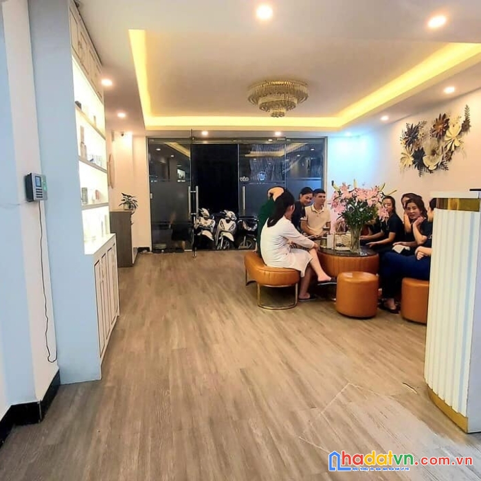 Bán nhà mặt phố nguyễn văn tuyết, đống đa 45m, mt 6m. giá: 21.5 tỷ