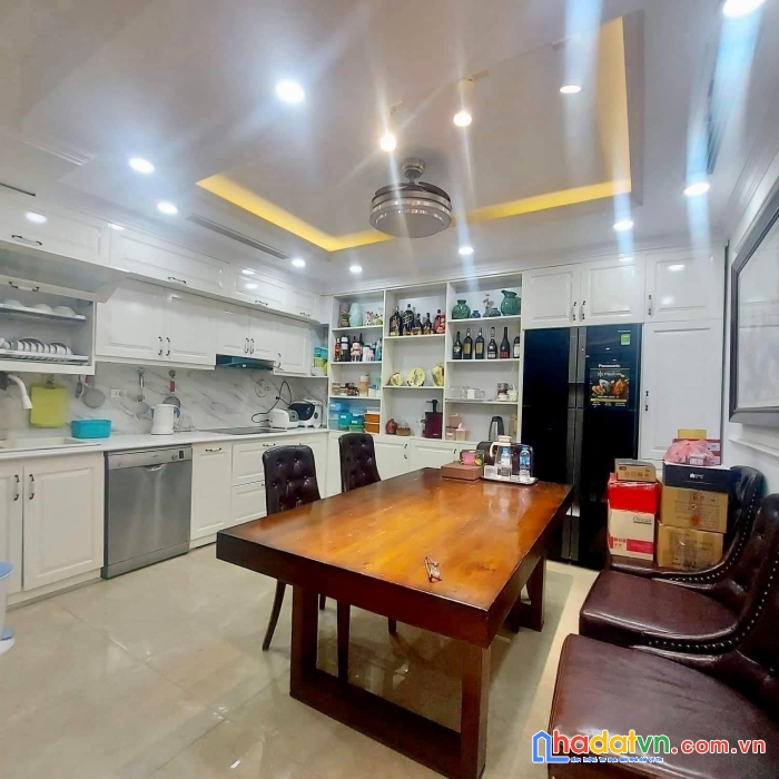 Thanh xuân 65m2 5t 5.65 tỷ 3 thoáng tặng nội thất