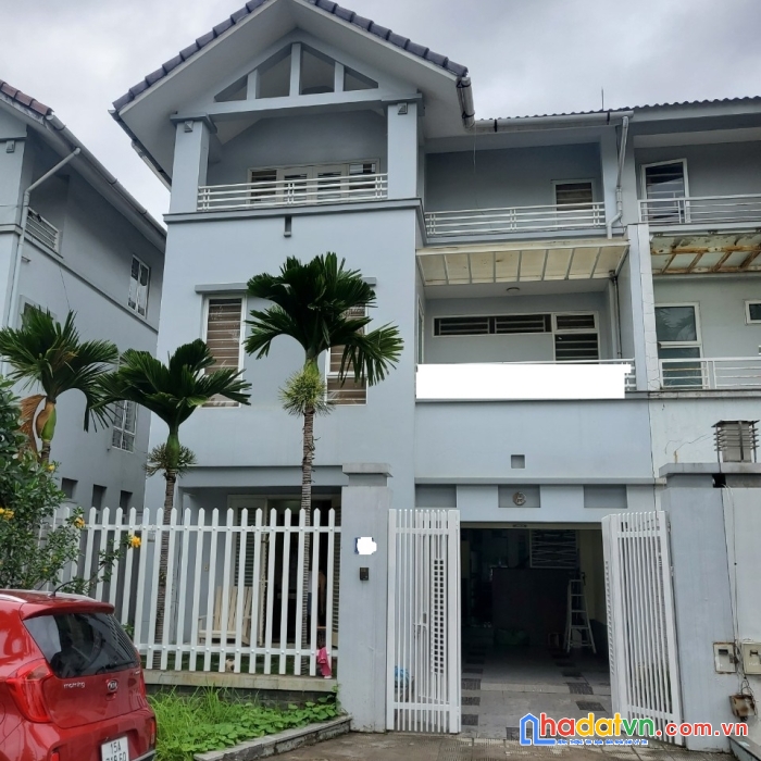 Biệt thự mê linh , anh dũng dương kinh, hải phòng. 3 tầng 180m2 gia hơn 10 tỷ