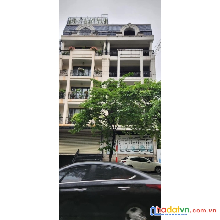 Bán nhà mặt phố trần thái tông 192m2 x 8 tầng kinh doanh bất chấp giá 118 tỷ