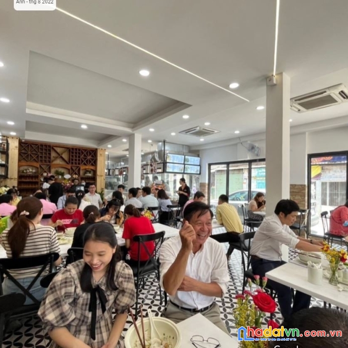 Nhà cho thuê mt bạch đằng,p2,q tân bình, 7.2x16m