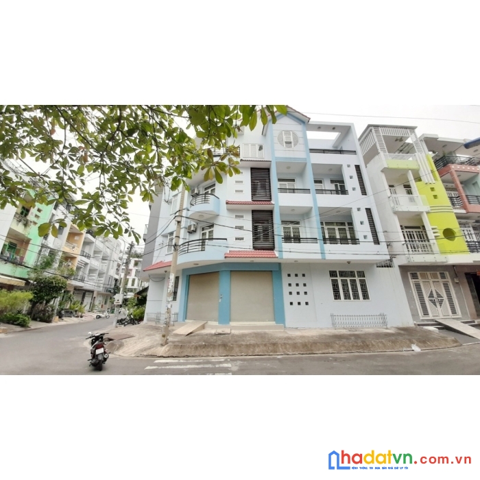 Cho thuê nnc đường nội bộ khu bình phú p10.q6. giá 20 triệu