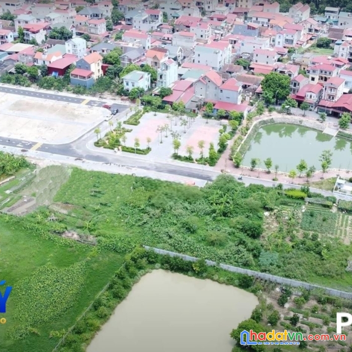 Bán đất đấu giá đông anh duy nhất 1 lô chưa đến 2,5 tỉ vìa hè 4m đường oto tránh nhau