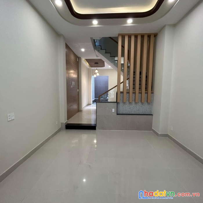 Chính chủ bán nhà mới 4 tầng đường hồ văn long, hẻm 3 xe tải tránh, 66m2 chỉ 6.1 tỷ