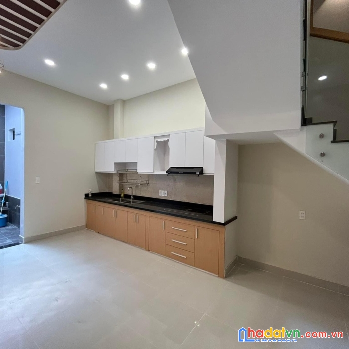 Chính chủ bán nhà mới 4 tầng đường hồ văn long, hẻm 3 xe tải tránh, 66m2 chỉ 6.1 tỷ