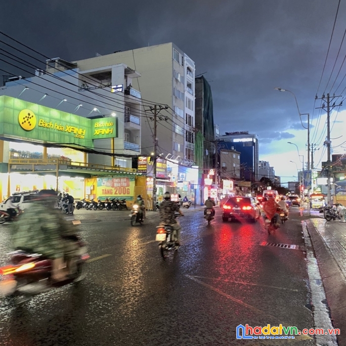 Bán nhà mặt tiền nguyễn xí bình thạnh 920m2 giá 80 tỷ