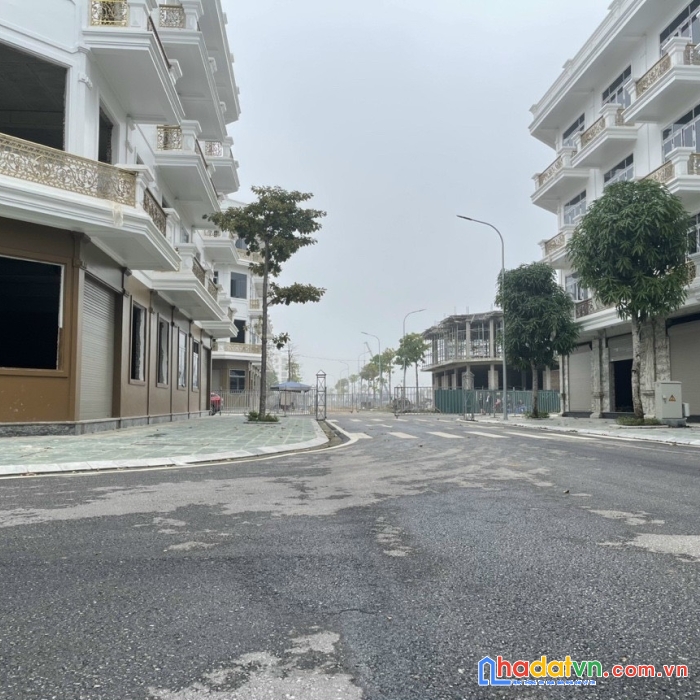 Bán lỗ sâu căn xuân hưng-đl csedp, giá tử 3 tỷ, nhận nhà ở ngay? lãi suất 0%, giá rẻ hơn 1 tỷ