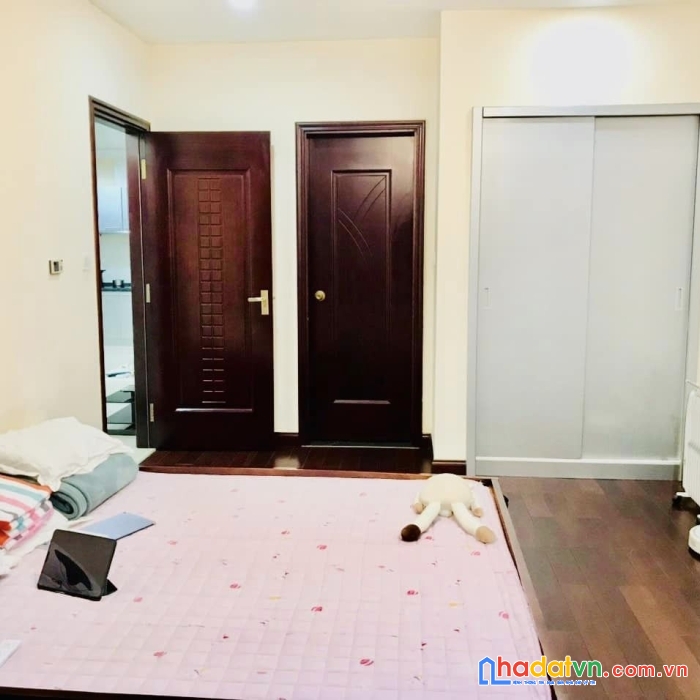 Căn hộ 3 phòng ngủ r4 royal city 94m2 chỉ 5.2 tỷ