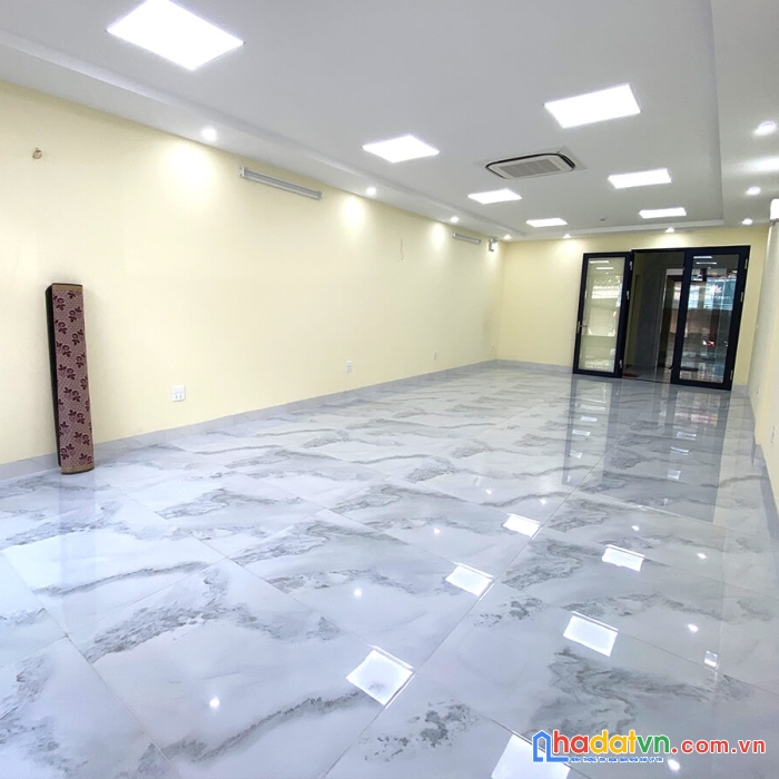 Bán gấp tòa nhà 9 tầng mặt phố nguyễn ngọc nại.vị trí đắc địa.dt 115m2. giá 38 tỷ