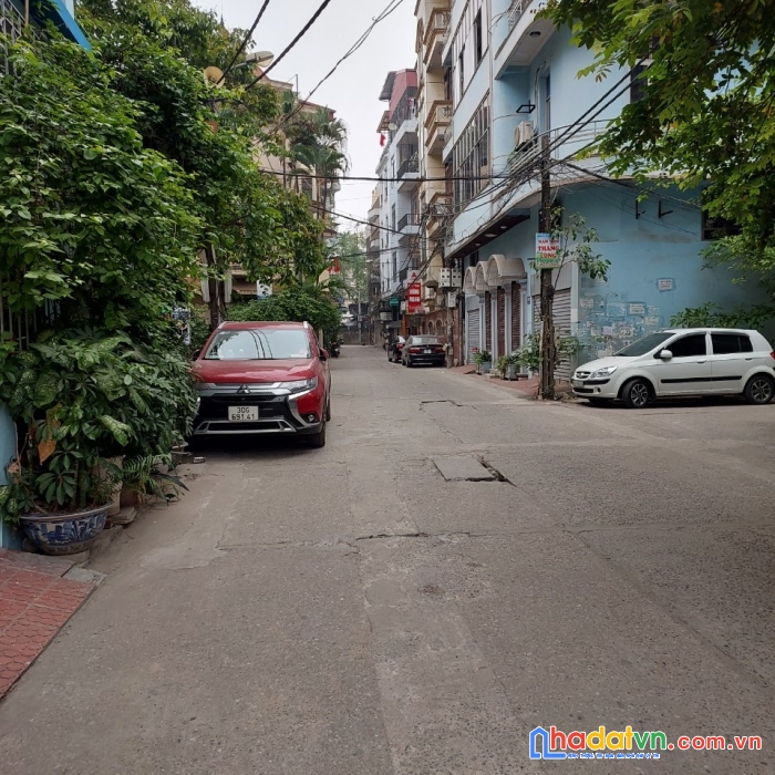 Chủ cần bán gấp nhà minh khai gần 80m2, 4 tầng, ngõ thông, gần phố, chỉ 7.39 tỷ.