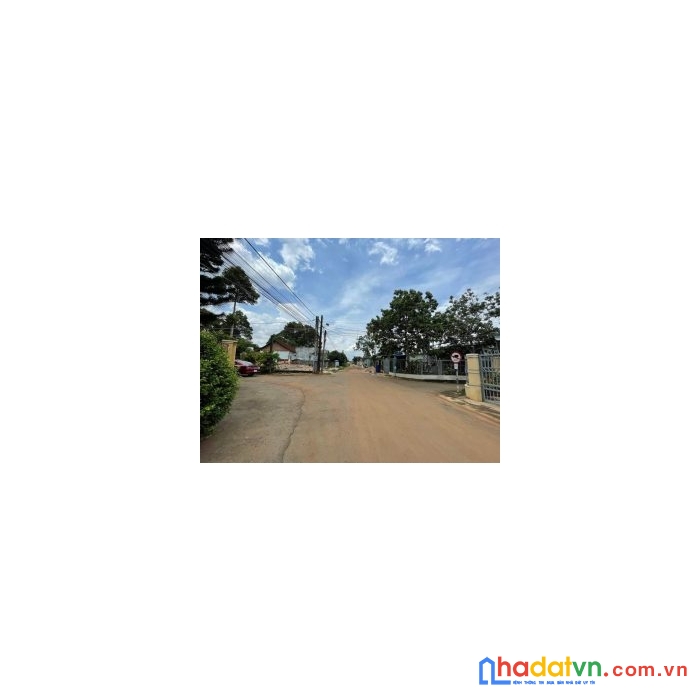 Chính chủ cần bán lô đất sạch, 2 mặt tiền, ngay góc ngã tư, vị trí đẹp tại tỉnh đồng nai