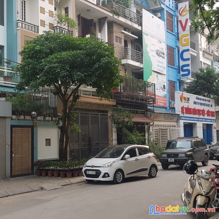 Bán nhà đẹp ở ngay phố nghĩa đô cầu giấy vỉa hè ô tô nhỉnh 16 tỷ.