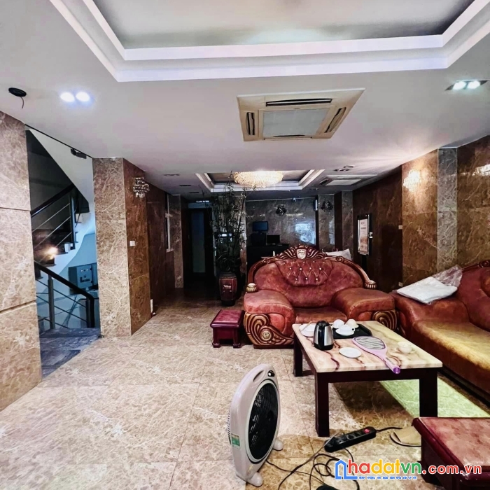 Bán tòa nhà mặt phố bà triệu, 118m, 13 tầng, mặt tiền 5.2m, kinh doanh dòng tiền 7