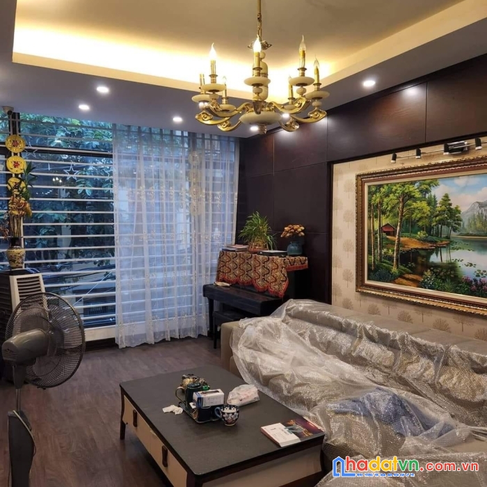 0936.288.283 bán nhà trần quốc hoàn cầu giấy phân lô ô tô vào nhà, dân tự xây 50m2, 5 tầng, chỉ 10