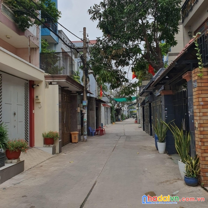 Chính chủ bán nhà 2 tầng đường số 16, bhh, hẻm xe hơi tránh, 196m2 chỉ 11.5 tỷ, ngang 7.5m