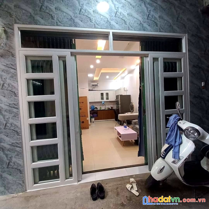 Siêu vip !! 0936.288.283 bán nhà nguyên văn huyên cầu giấy 38m2 5 tầng dân xây hiện đại, ngõ thông