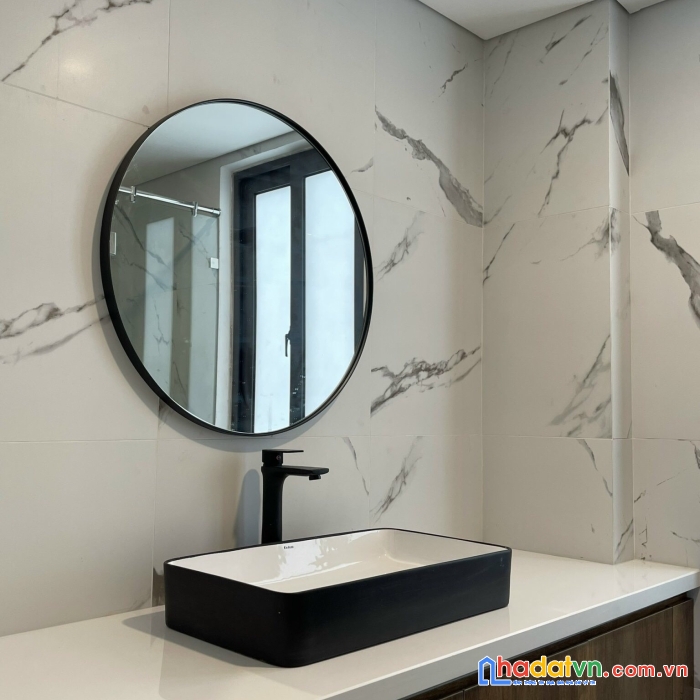 Bán nhà trích sài, hồ tây 100m2 9t thang máy, mới kính cong, kinh doanh. 0912288365