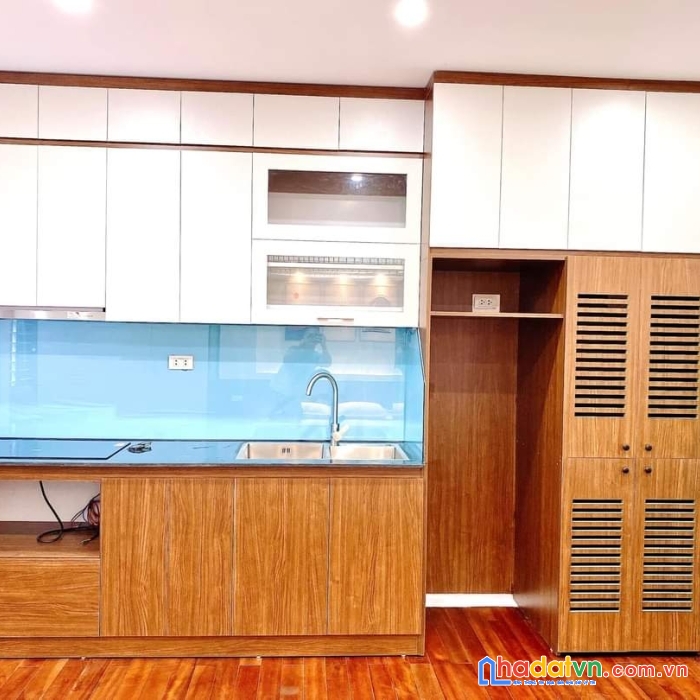 Bán nhà khu ngọc hà, ba đình. 50m2 5t. mt 4m. 40m ra ô tô. ngõ thông. kd. thang máy. 8.8 tỷ