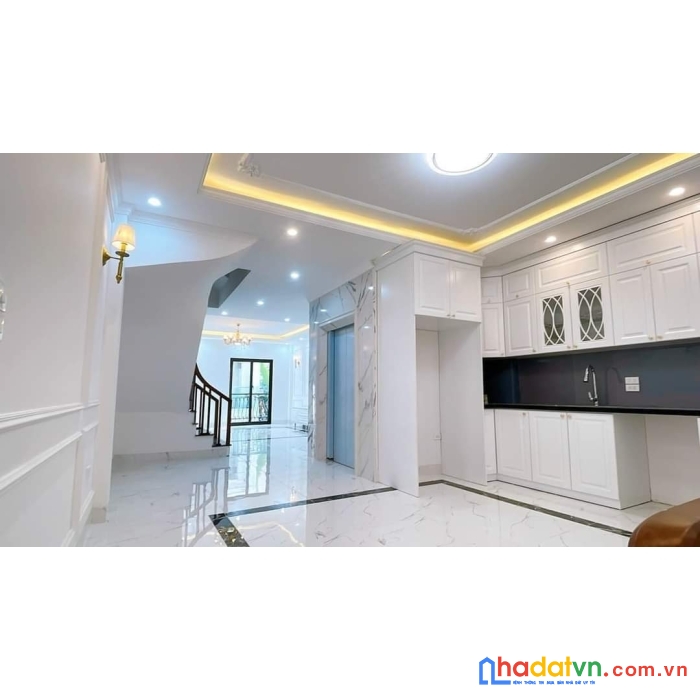 Bán nhà 8 tầng, gần công viên nghĩa đô, nghĩa tân, cầu giấy.