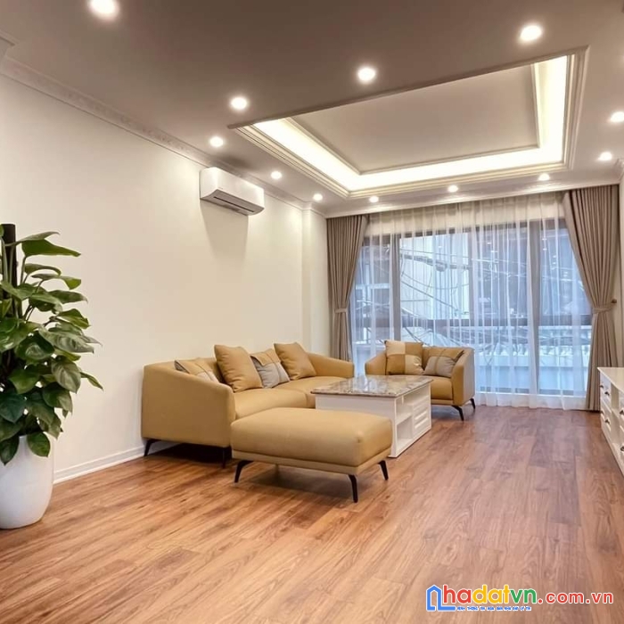 Nguyễn khánh toàn, cầu giấy 65m2, 7 tầng, thang máy, ô tô, kinh doanh. nhỉnh 15 tỷ