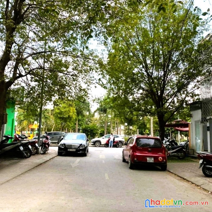 Bán liền kề báo nhân dân – trần hữu dực 80m, 4t, 12 tỷ 6, ở đẳng cấp