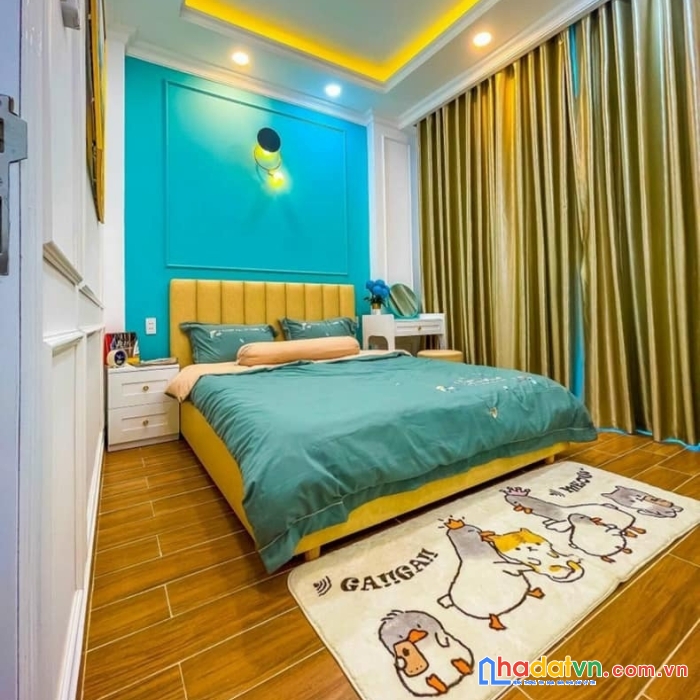 Nhà đường trần thị cờ, full nội thất, 4x10, 3 tầng, hẻm xe hơi