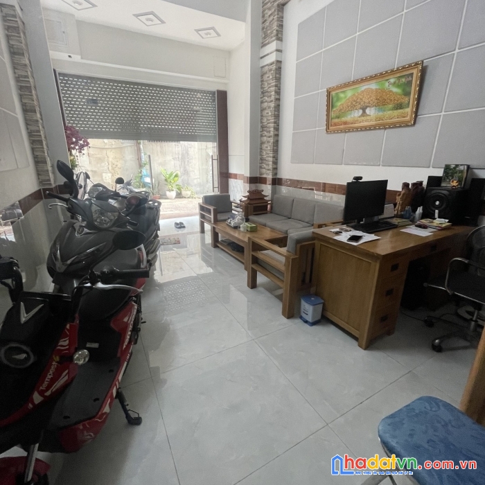 Bán gấp nhà đường số 8-p11-gò vấp-70m2-chỉ 8,5 tỷ nhỉnh.