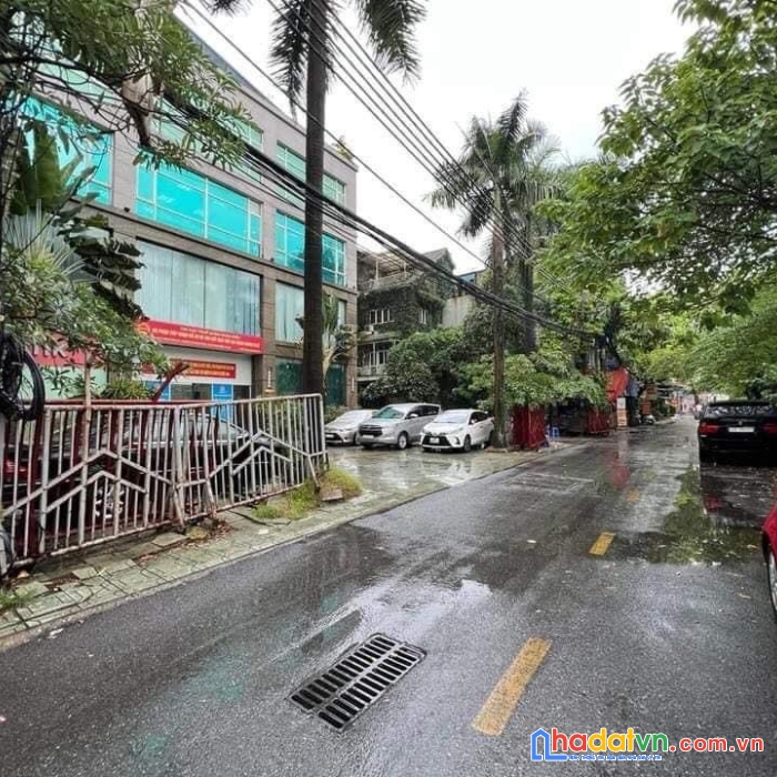 Bán căn hộ gần nhà hát lớn, hồng hà, hoàn kiếm 90m2 giá 2,75 tỷ.