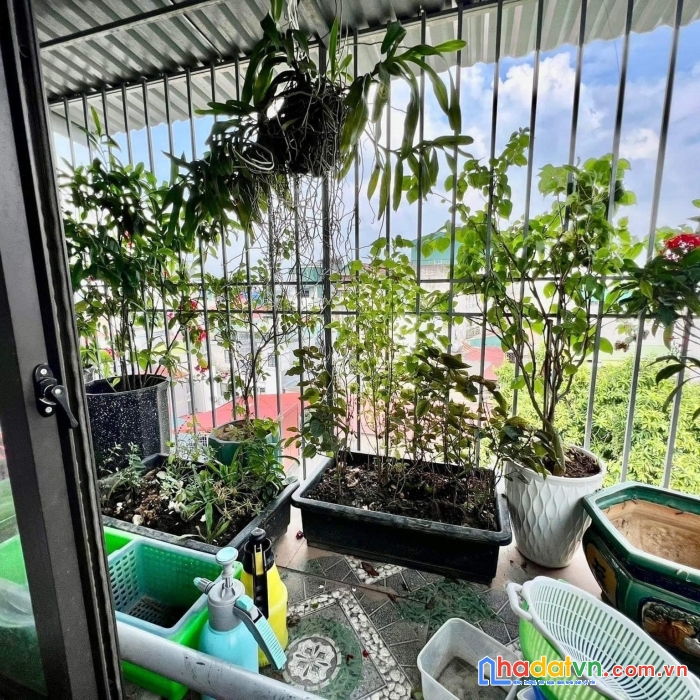 Bán căn hộ gần nhà hát lớn, hồng hà, hoàn kiếm 90m2 giá 2,75 tỷ.
