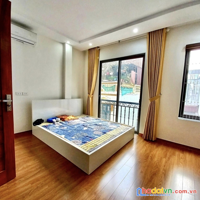 Bán nhà chính chủ  ở 44 trần thái tông cầu giấy ngõ thông thoáng 60m2 5tầng dân tự xây ở ngay chỉ