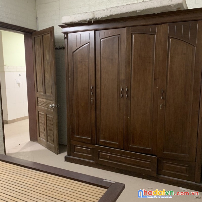 Bán tập thể bv bạch mai 120m2, mt 6m, sát phố - sổ hoa hậu - ngõ thông, lh 0966037496