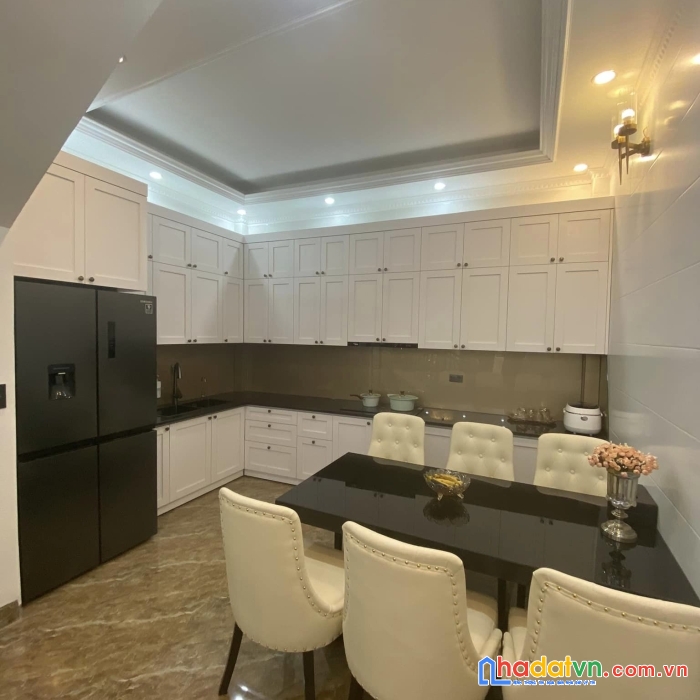 Bán nhà nhân hòa nhân chính 36m 6 tầng ngõ thông ô tô vào nhà kinh doanh tấp nập chỉ 8 tỷ lh
