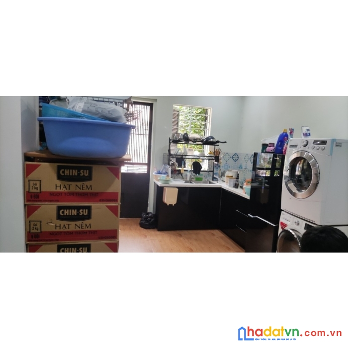 Bán nhà tập thể đại học thuỷ lợi 80m2, 2 mặt ngõ - phòng khám, vp công ty.., lh 09666037496